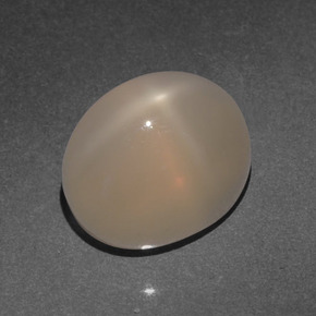 Pedra da lua estrela laranja natural 4,66ct, corte oval, translúcido