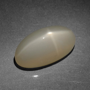 Pedra da Lua Estrela Castanho Claro Quente Natural 8.52ct, Corte Oval, Translúcido