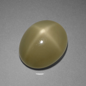 Pedra da lua estrela verde natural 7,29ct, corte oval, translúcido