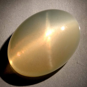 Pedra da lua estrela laranja natural 18,09ct, transparente, transparente/translúcido