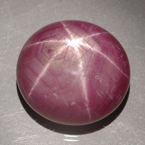 Rubi estrela vermelho natural 31,54ct, corte oval, opaco
