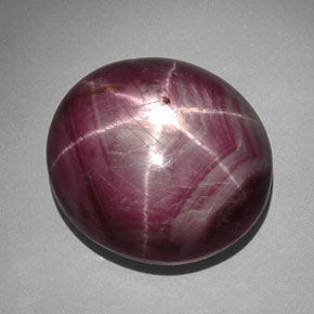 Rubi estrela vermelho natural 55,95ct, corte oval, opaco