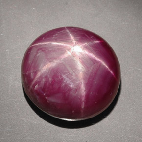 Rubi estrela vermelho natural 34,16ct, corte oval, opaco