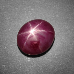 Rubi estrela vermelho natural 8,21ct, corte oval, opaco