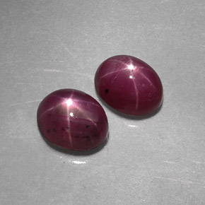 Pedras preciosas de rubi estrela vermelho natural de  ct, corte oval, opaco