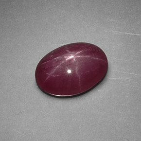 Rubi estrela vermelho natural 1,50ct, corte oval, opaco