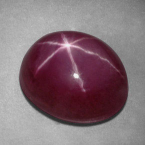 Rubi estrela vermelho natural 5,18ct, corte oval, opaco
