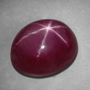 Rubi estrela vermelho natural 5,18ct, corte oval, opaco