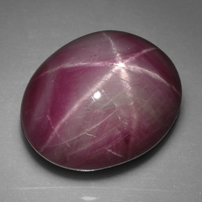 Rubi estrela vermelho natural 6,92ct, corte oval, opaco
