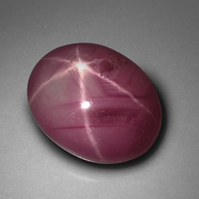 Rubi estrela vermelho natural 4,09ct, corte oval, opaco