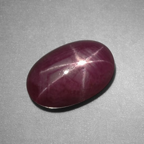 Rubi estrela vermelho natural 1,62ct, corte oval, opaco