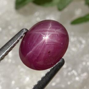Rubi estrela vermelho natural 2,14ct, corte oval, translúcido