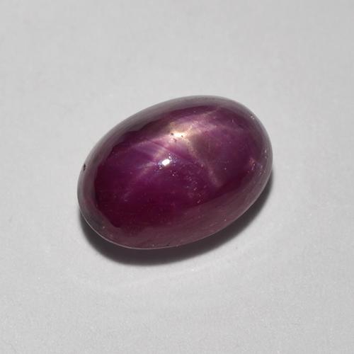 Rubi estrela vermelho natural 0,83ct, corte oval, translúcido
