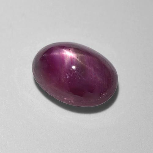 Rubi estrela vermelho natural 0,83ct, corte oval, translúcido