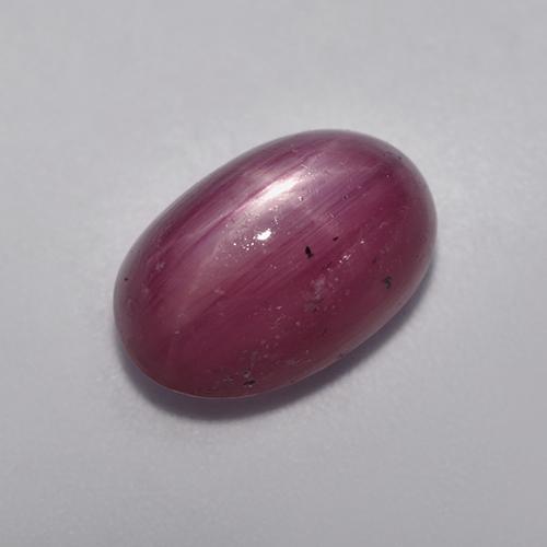 Rubi estrela roxo natural 5,49ct, corte oval, opaco