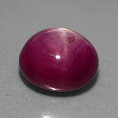 Rubi estrela roxo natural 5,38ct, corte oval, translúcido