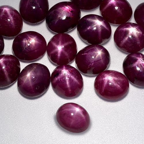 Rubi estrela roxo natural 3,48ct, corte oval, opaco