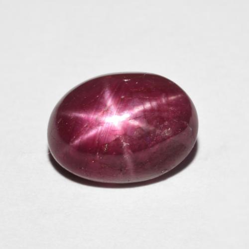 Rubi estrela vermelho natural 4,29ct, corte oval, opaco