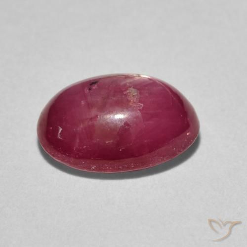 rubi estrela vermelho médio Natural 3.60ct, oval, Opaco