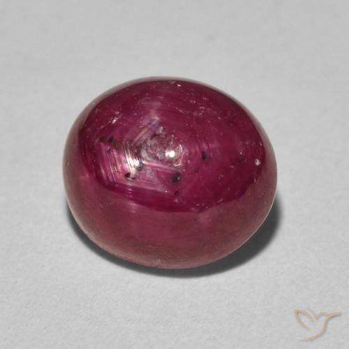 rubi estrela Carmesim Profundo Natural 4.60ct, oval, Opaco