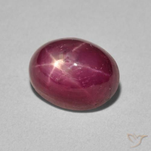 Rubi estrela vermelho natural 3,42ct, corte oval, opaco