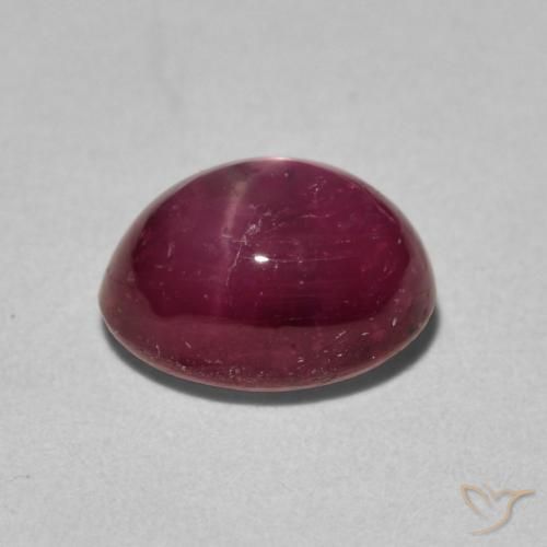 Rubi estrela vermelho natural 3,42ct, corte oval, opaco