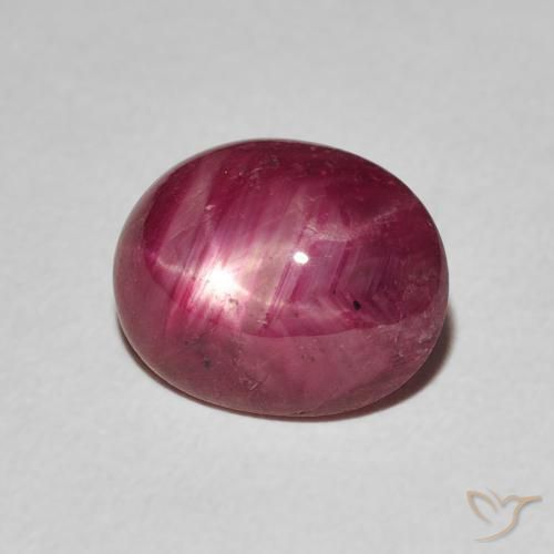rubi estrela Vermelho escuro Natural 3.60ct, oval, Opaco