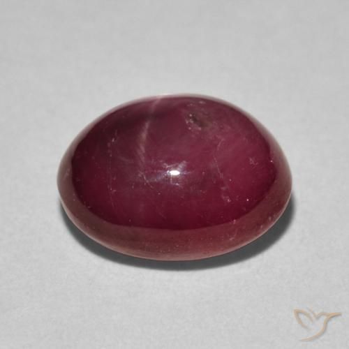 rubi estrela vermelho médio Natural 5.39ct, oval, Opaco