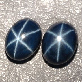 Pedras preciosas de safira estrela azul natural de  ct, corte oval, translúcido