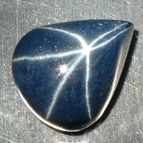 Safira estrela azul natural 5,25ct, formato de pêra, opaco