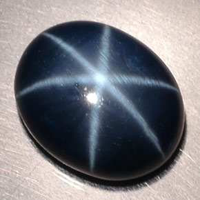 Safira estrela azul natural 3,80ct, corte oval, opaco