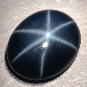 Safira estrela azul natural 3,80ct, corte oval, opaco