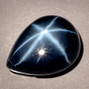Safira estrela azul natural 8,38ct, formato de pêra, opaco