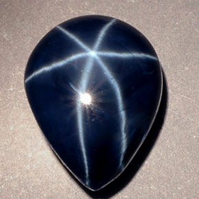 Safira estrela azul natural 7,89ct, formato de pêra, opaco