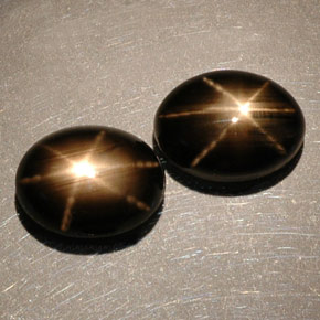 Pedras preciosas de safira estrela preto natural de  ct, corte oval, opaco