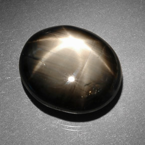 Safira estrela preto natural 17,16ct, corte oval, opaco