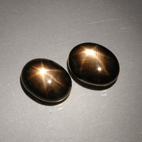 Pedras preciosas de safira estrela preto natural de  ct, corte oval, opaco