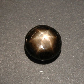 Safira estrela preto natural 0,60ct, corte redondo, opaco