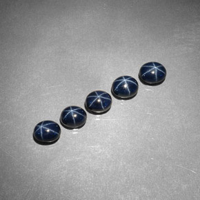 Pedras preciosas de safira estrela azul natural de  ct, corte oval, opaco