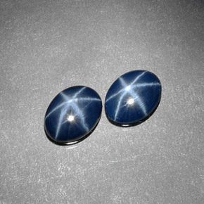 Pedras preciosas de safira estrela azul natural de  ct, corte oval, opaco