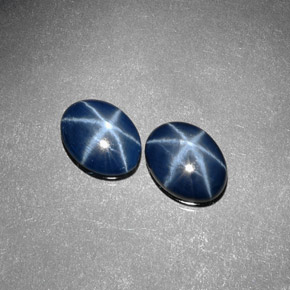 Pedras preciosas de safira estrela azul natural de  ct, corte oval, opaco