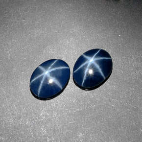 Pedras preciosas de safira estrela azul natural de  ct, corte oval, opaco