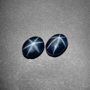 Pedras preciosas de safira estrela azul natural de  ct, corte oval, opaco