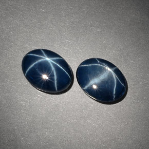 Pedras preciosas de safira estrela azul natural de  ct, corte oval, opaco