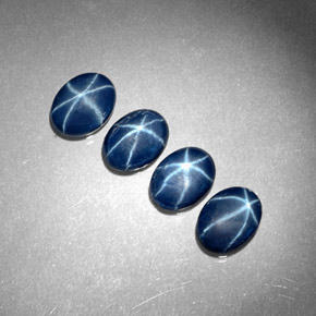 Pedras preciosas de safira estrela azul natural de  ct, corte oval, opaco