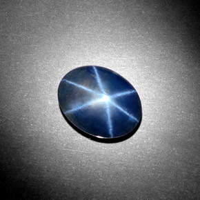 Safira estrela azul natural 5,08ct, corte oval, opaco