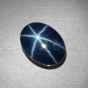 Safira estrela azul natural 3,18ct, corte oval, opaco