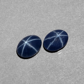 Pedras preciosas de safira estrela azul natural de  ct, corte oval, opaco