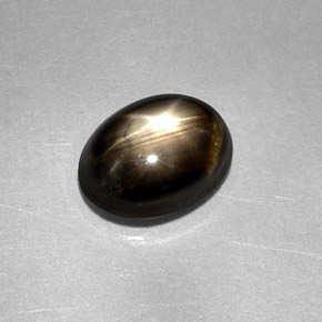 Safira estrela preto natural 2,27ct, corte oval, opaco