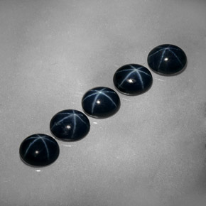Pedras preciosas de safira estrela azul natural de  ct, corte oval, opaco